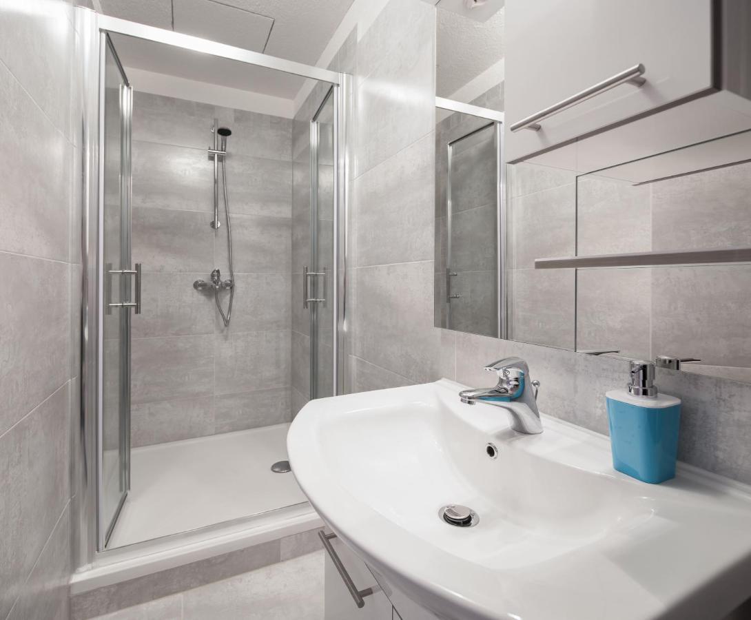 Riva Rooms Spalato Esterno foto