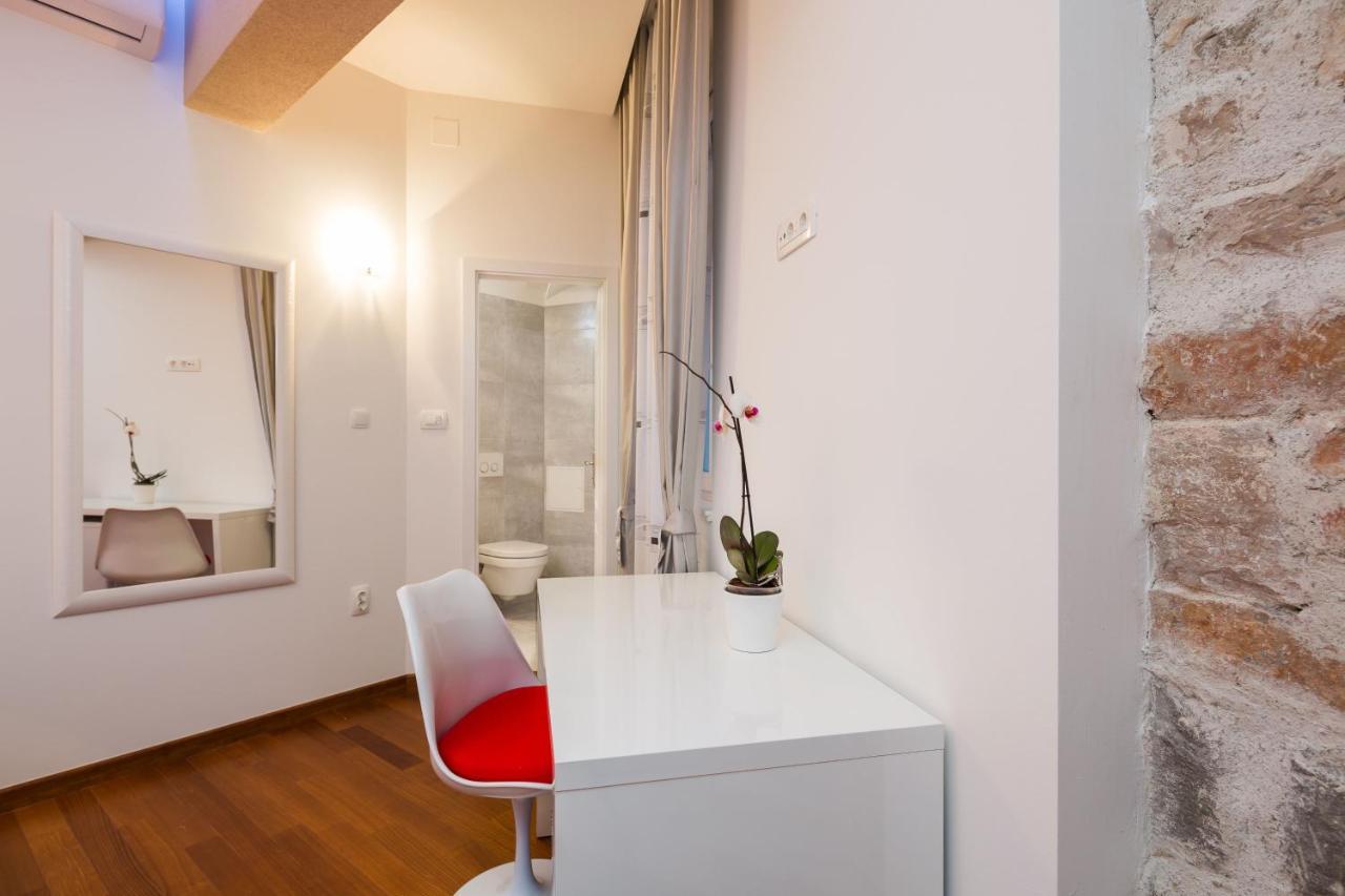 Riva Rooms Spalato Esterno foto
