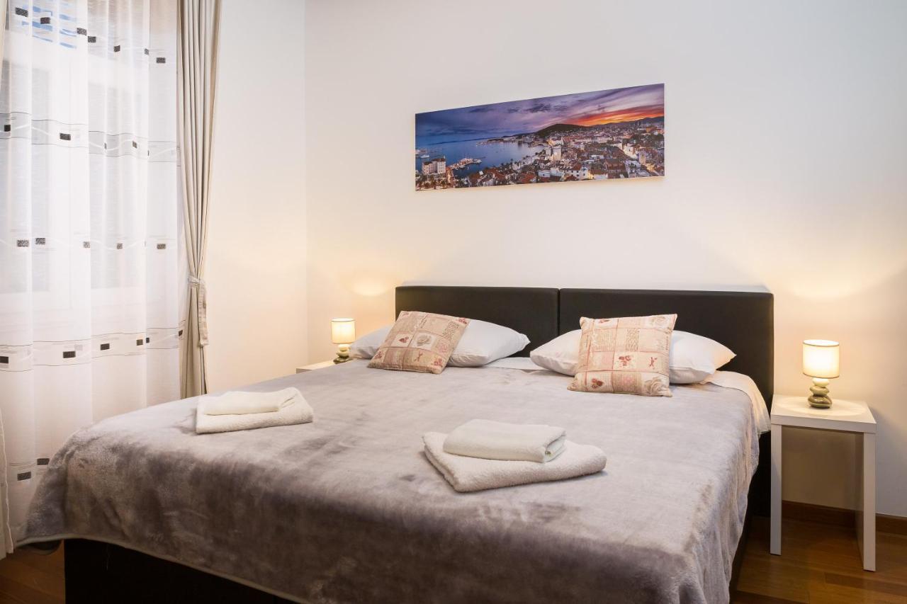Riva Rooms Spalato Esterno foto