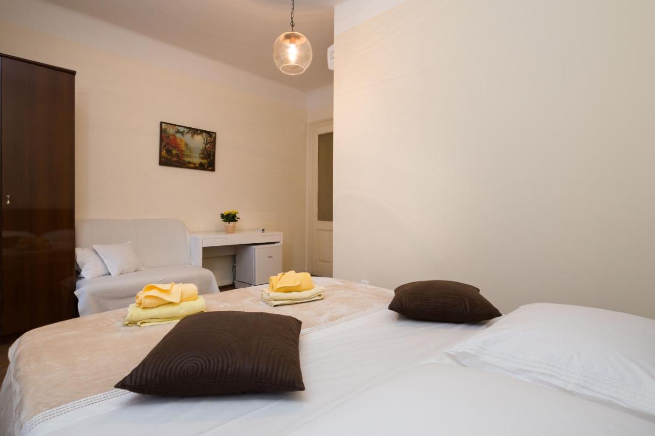 Riva Rooms Spalato Esterno foto