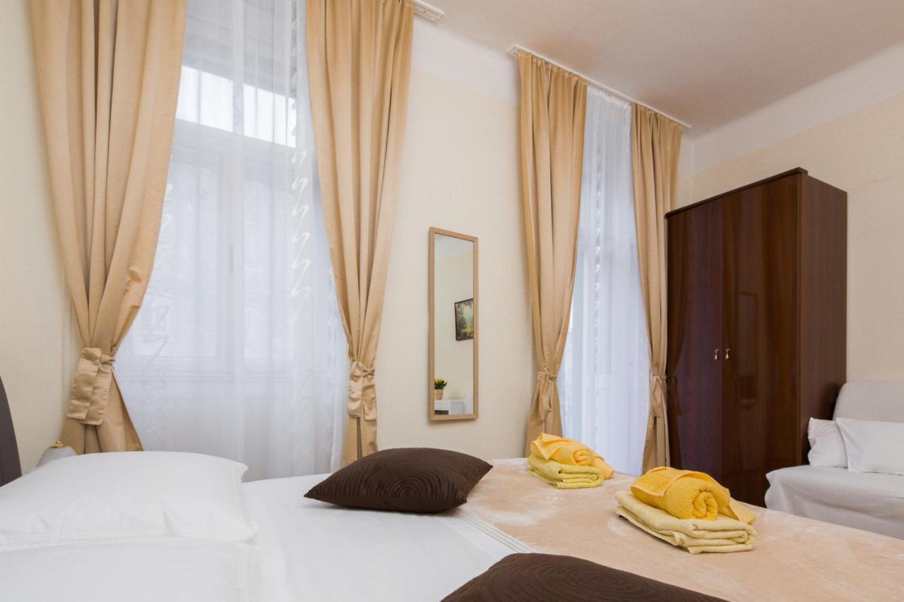 Riva Rooms Spalato Esterno foto